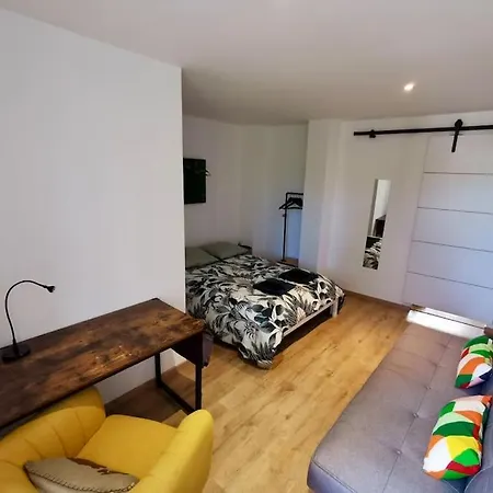 Appart' Wifi & Netflix Avec Terrasse Privative :) Lejlighed