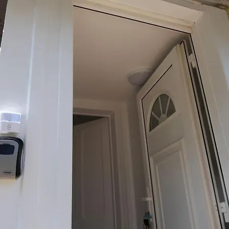 Lägenhet Appart' Wifi & Netflix Avec Terrasse Privative :) *